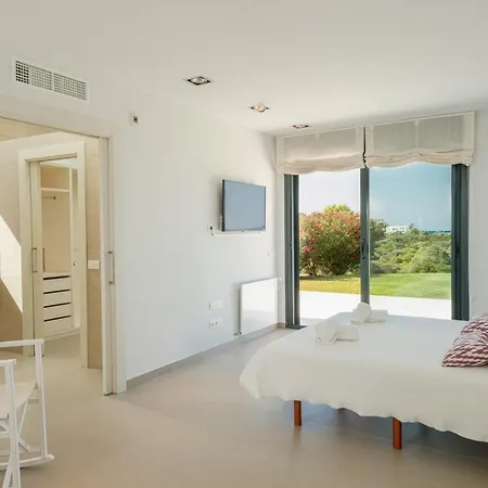 Canutells Ref 27 Villa *