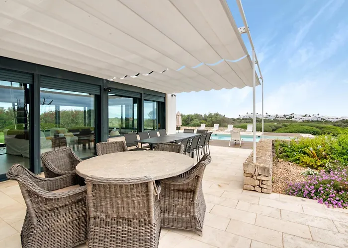 Canutells Ref 27 וילה *