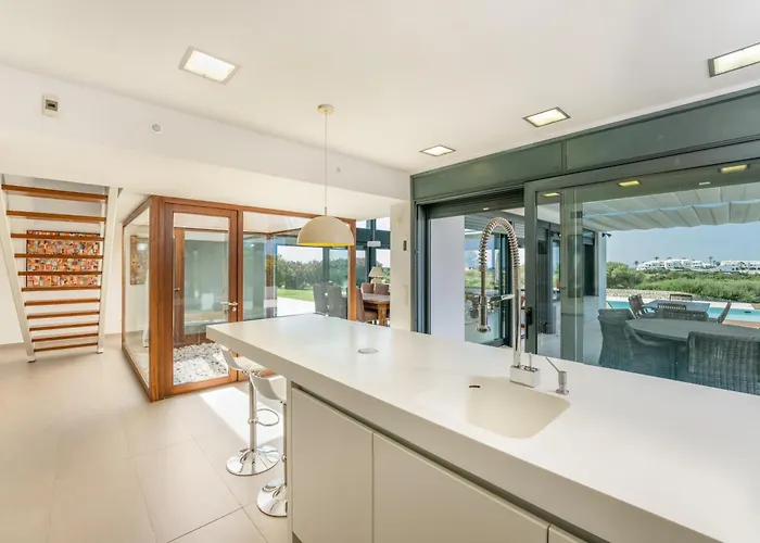 Canutells Ref 27 * מאהון