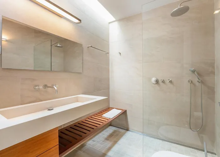 Canutells Ref 27 וילה מאהון