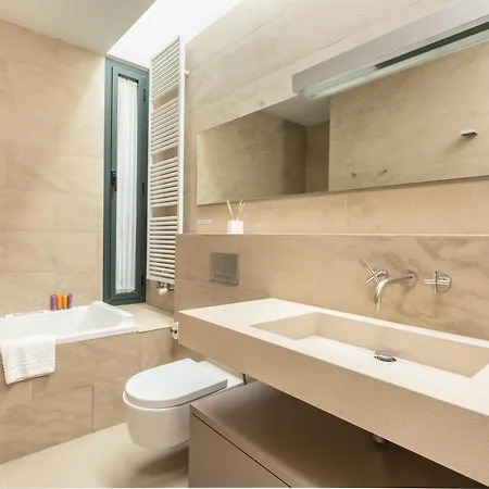 Canutells Ref 27 فيلة